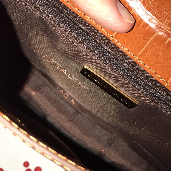Adrienne Vittadini leather handbag NWT - Picture 8 of 9